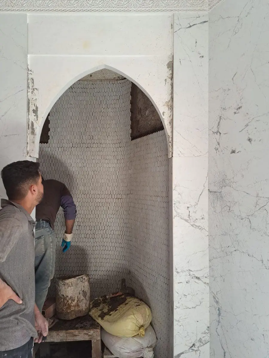 10-installing-tiles