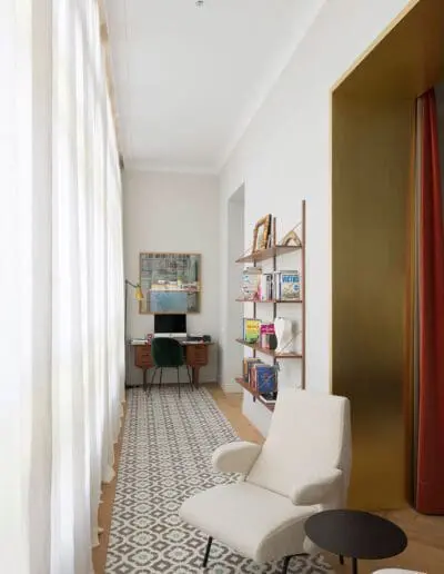 Vintage Desk By El Recibidor Barcelona - Beetle Chair by Gubi