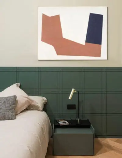 Bespoke Recdi8 Headboard - Bedside Table by Punt Mobles - Table lamp by Aromas del Campo