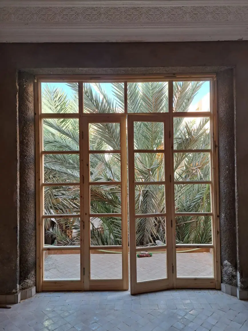 20-wooden-windows