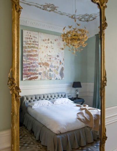 Recdi8 Living - Barcelona Interior Designers - Historic Apartment Renovation - Bedroom Mirror