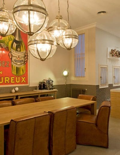 Recdi8 Living - Barcelona Interior Designers - Historic Apartment Renovation - Kitchen